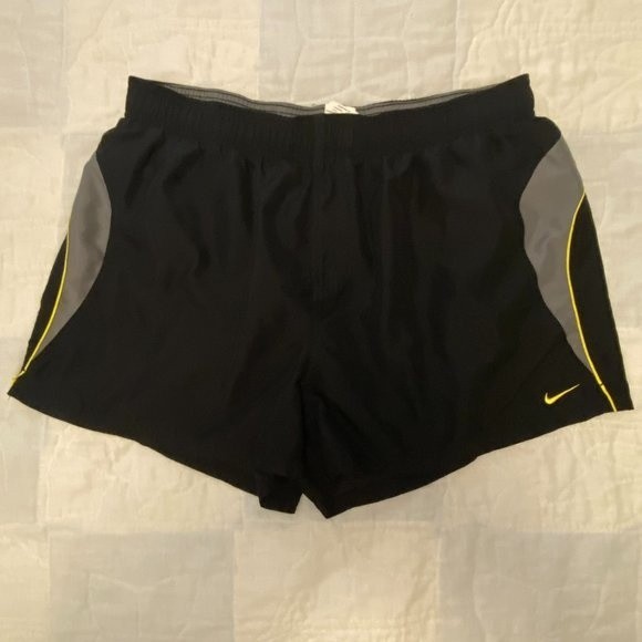 Nike Men's Black with yellow & gray swimsuit, with liner, 100% Polyester - Picture 1 of 7